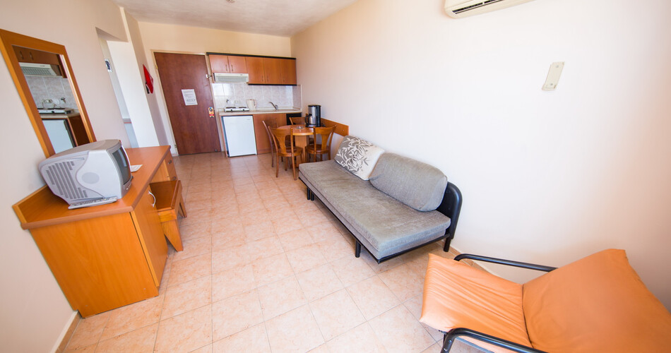 Tuntas Family Suites photo 10